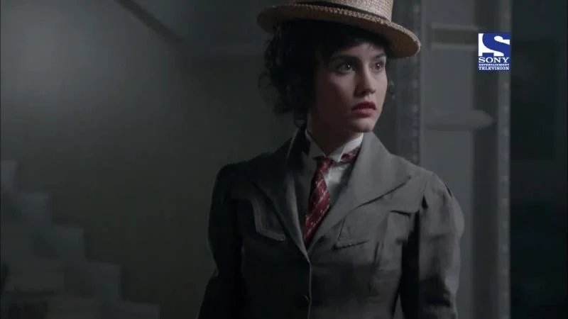 Кадры из сериала Гранд отель (2011)